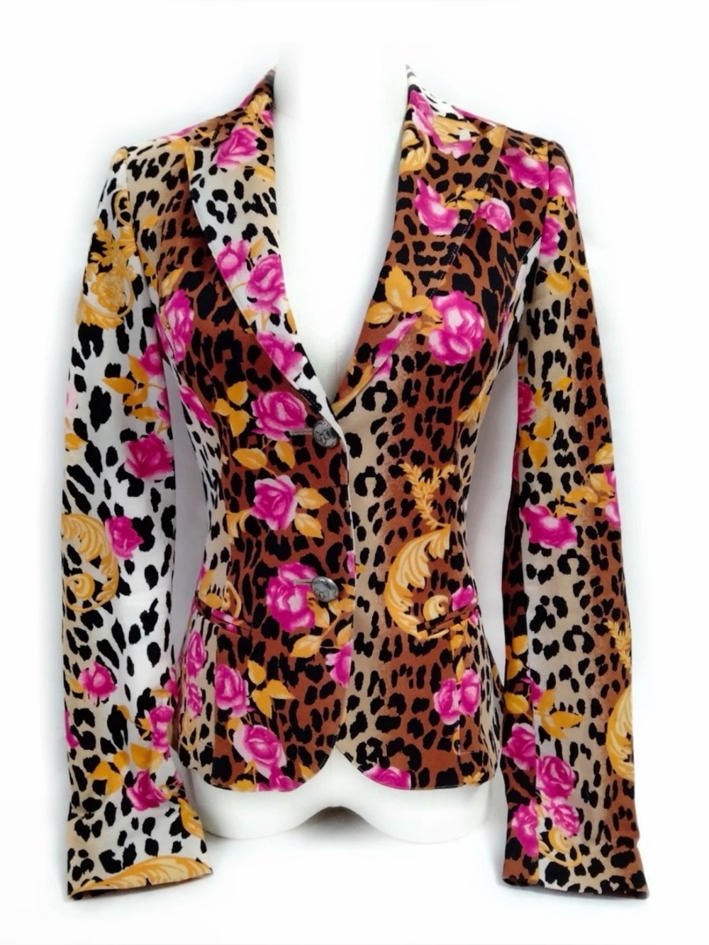 Like to be notified when I’m live with Luxury & Designer Bags & Wallets! - Picture 6 of 16